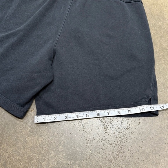 Nike Yoga Therma-FIT Core Shorts Black Iron Grey | Dri-FIT Warm Training - Picture 9 of 10